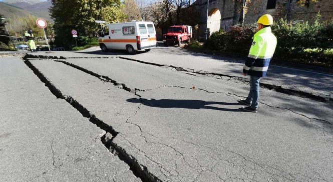 學英文／有地震！英文該說earthquake還是tremor？