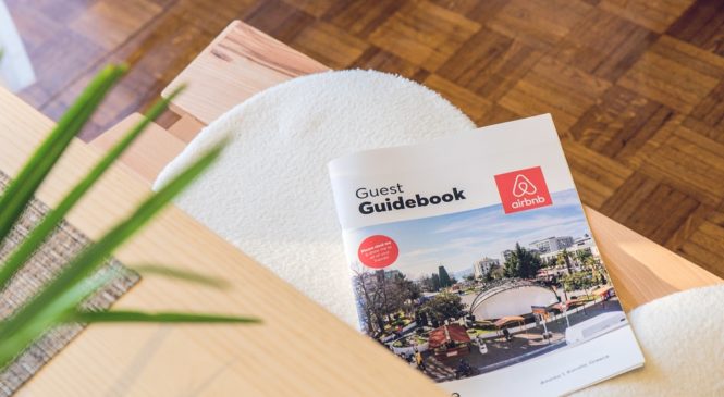 旅遊手冊 guidebook