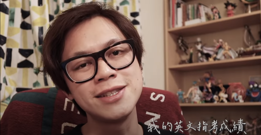 把業配變搞笑影片的第一人！啟發網紅 HowHow 創作靈感的三本書 | English Career